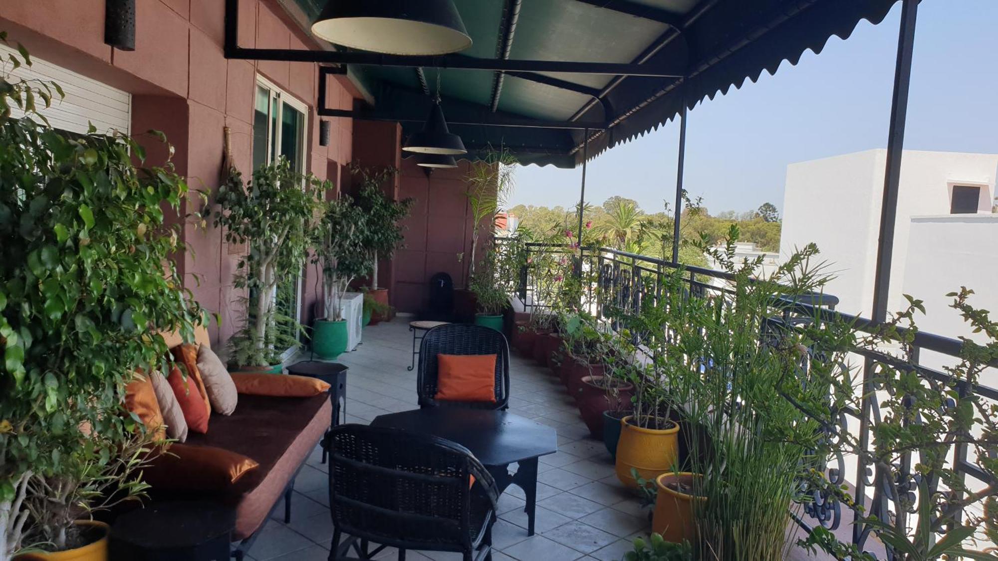 Appartement Agreable Avec 2 Tres Belles Terrasses Au Coeur De 拉巴特 外观 照片