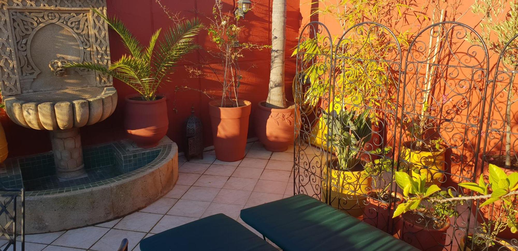 Appartement Agreable Avec 2 Tres Belles Terrasses Au Coeur De 拉巴特 外观 照片