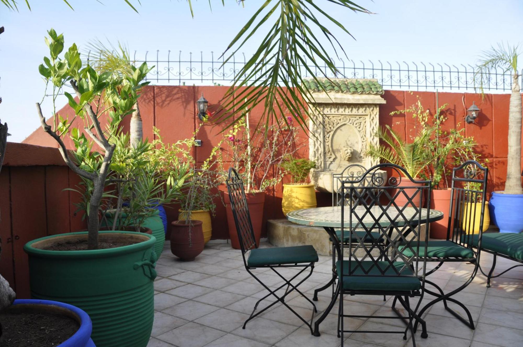 Appartement Agreable Avec 2 Tres Belles Terrasses Au Coeur De 拉巴特 外观 照片