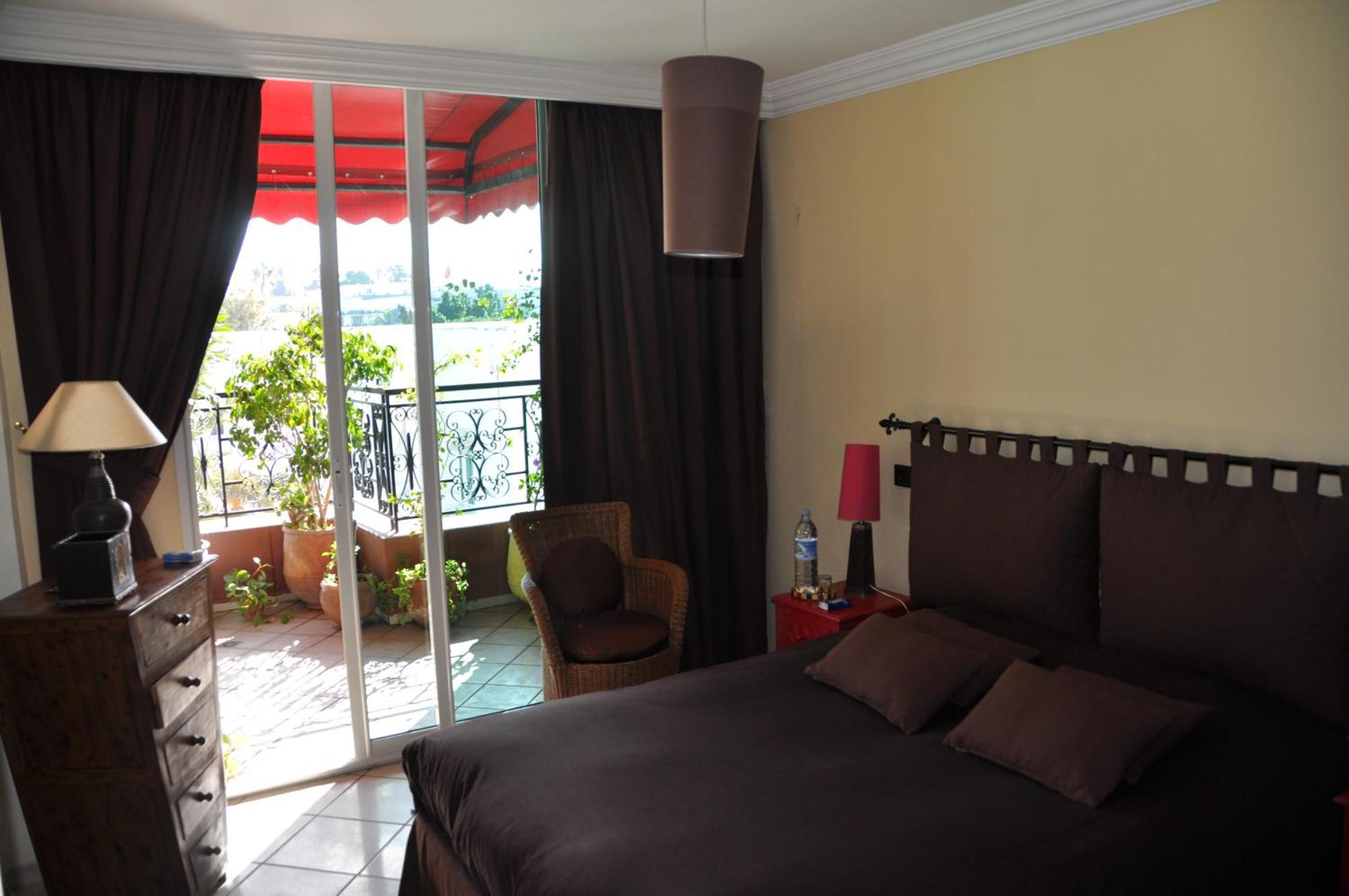 Appartement Agreable Avec 2 Tres Belles Terrasses Au Coeur De 拉巴特 外观 照片